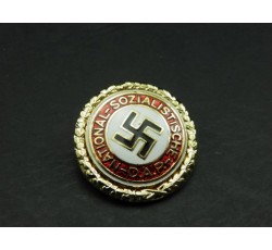 Goldenes Ehrenzeichen der NSDAP