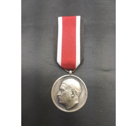 WW2 Adolf Hitler 50'th Birthday Commemorative Medal
